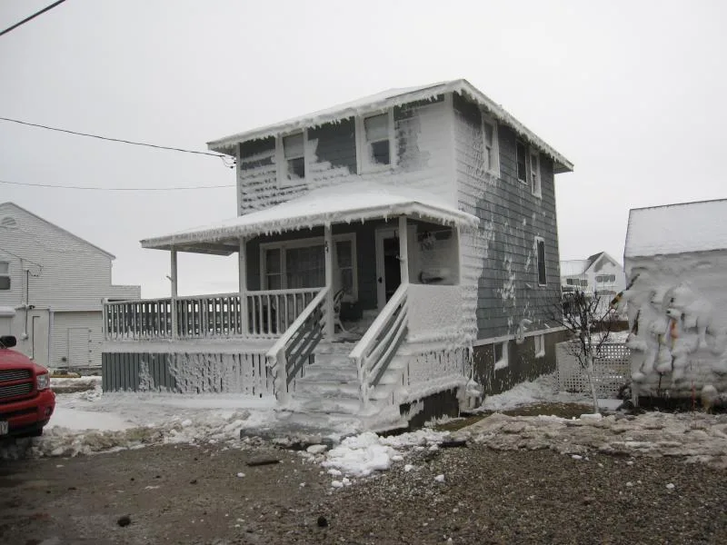 Storm damage at Cedar Point, published under the file name Keating Front